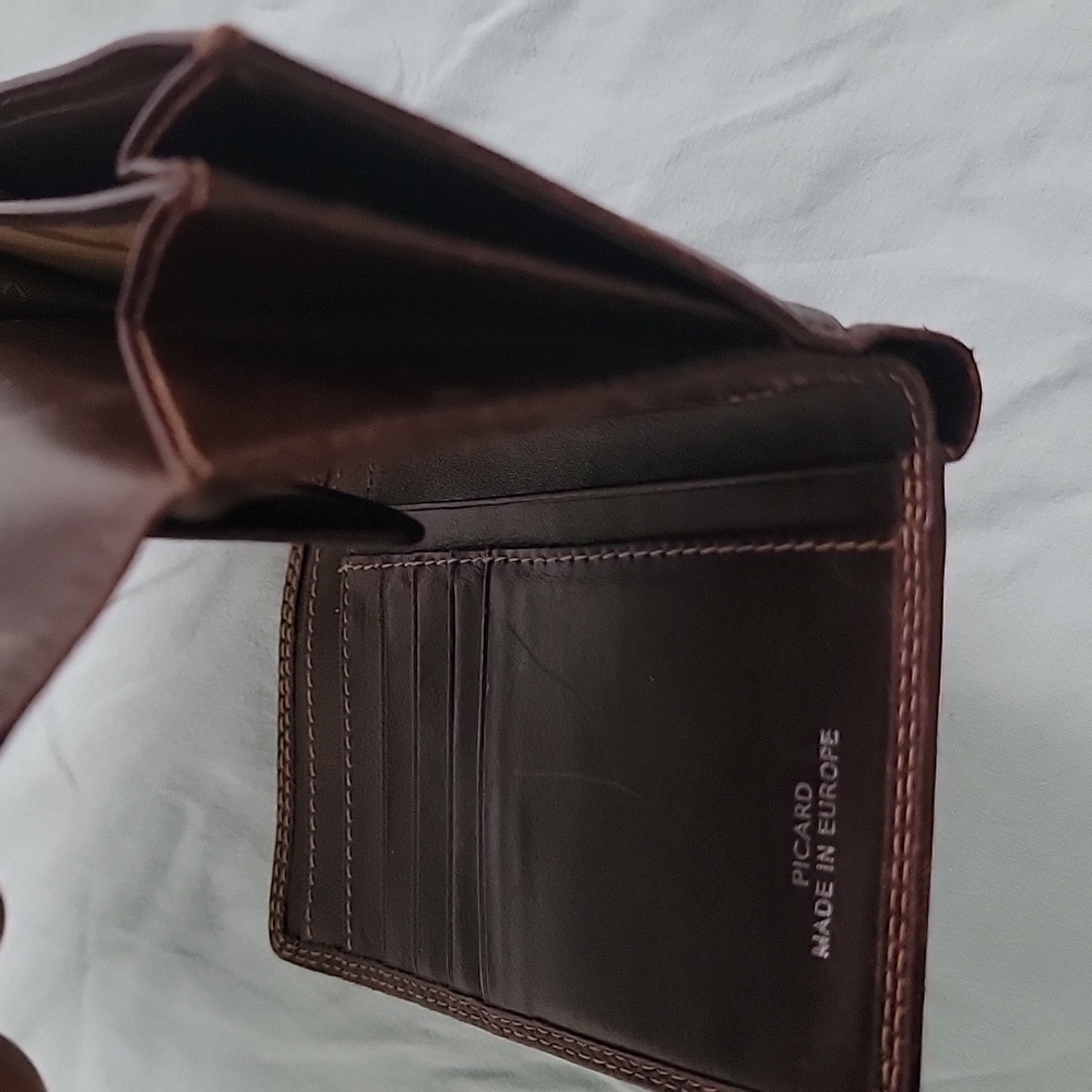 PICARD LEATHER WALLET - Picture 4 of 16